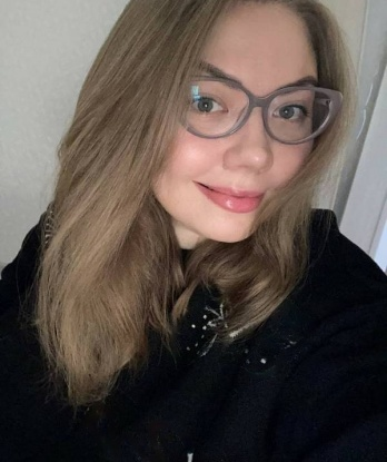 Живу в Москве и готова подарить тебе незабываемые моменты наслаждения. С моим опытом и креативностью мы сможем воплотить в жизнь твои самые яркие фантазии. Уверена, ты найдешь в моем обширном списке услуг то, что именно тебе нужно. Разнообразные эротические массажи, глубокий минет, классический секс, ролевые игры – все это и даже больше тебя ожидает в моем уютном гнездышке. Отличный отзывы от предыдущих клиентов говорят о моей непревзойденной мастерстве и сексуальной привлекательности. Приходи, и я окружу тебя беззаботной атмосферой полного расслабления и наслаждения. 🌹 111, 30 лет