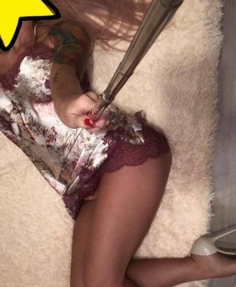 Позволь мне стать уникальным путешествием в мир наслаждения и блаженства. Я могу предложить тебе множество разнообразных услуг, подобранных специально под твои потребности. Все фото абсолютно реальные, и каждая встреча со мной будет незабываемой. За мной остаются только положительные отзывы, подтверждающие мое мастерство и нежность. Живу в Москве, поэтому наша встреча будет возможной и легкой. Доверься мне и открой для себя новый уровень наслаждения. 😘🔥💋 6735, 23 года